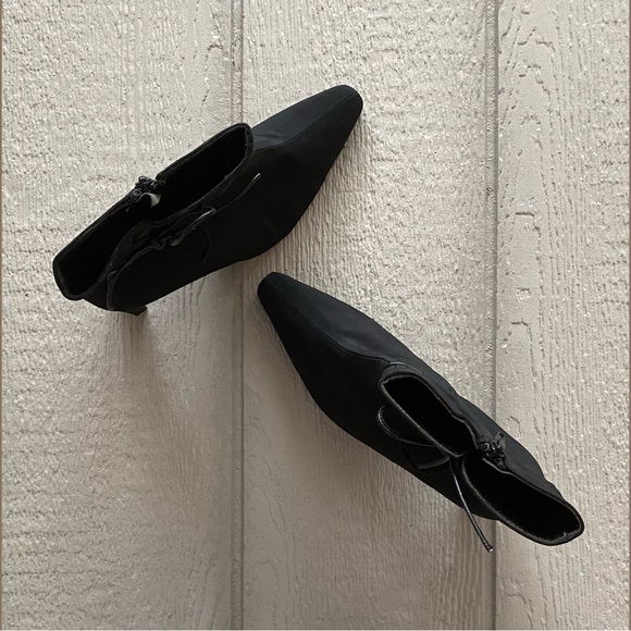 Coup d'etat Zip Heel Boots - Picture 1 of 5